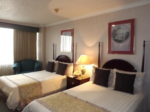 Desk, blackout curtains, free cots/infant beds, rollaway beds - Hotel Pedregal Palace (Mexico City)