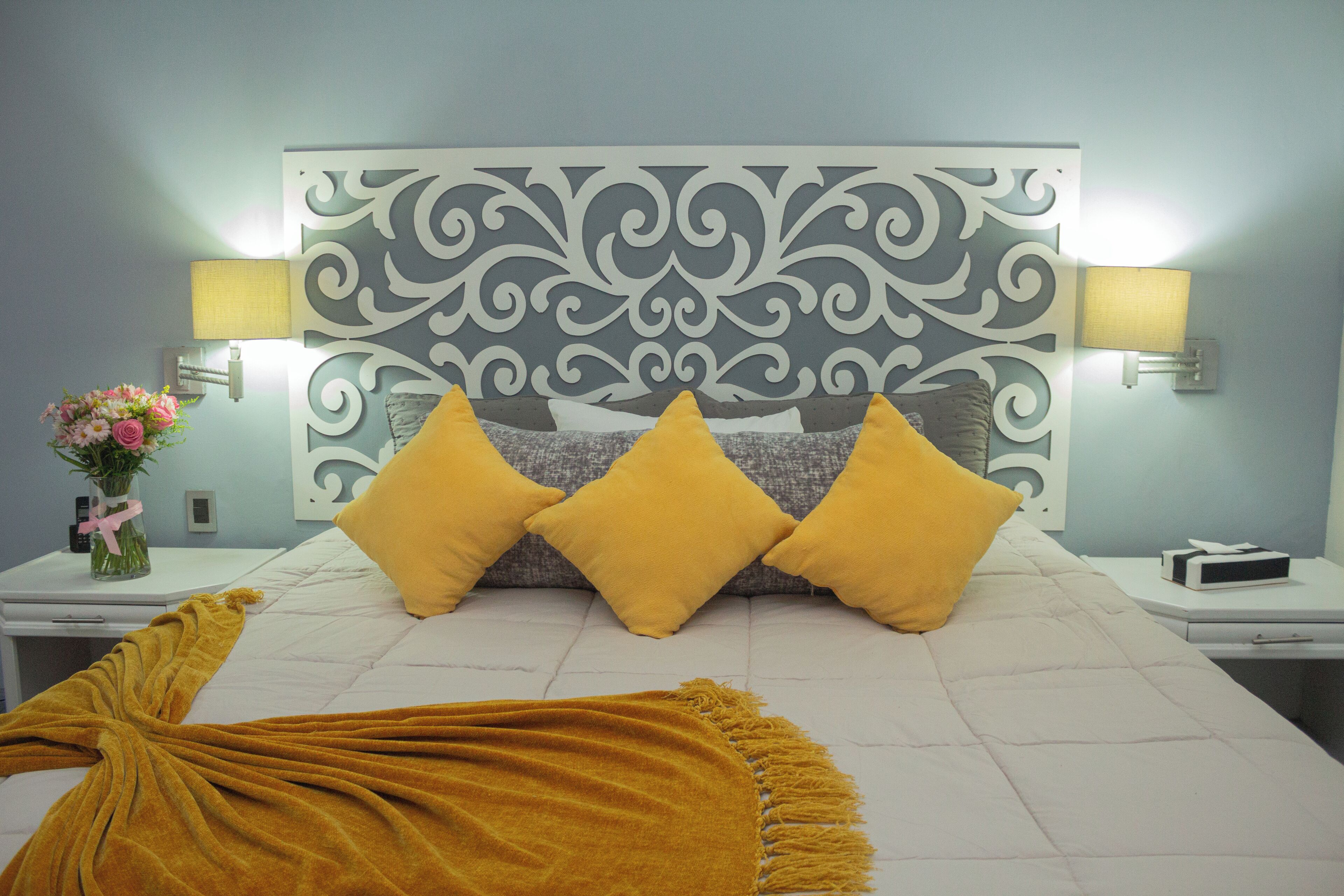 Junior Suite | Ropa de cama de alta calidad y tabla de planchar con plancha 