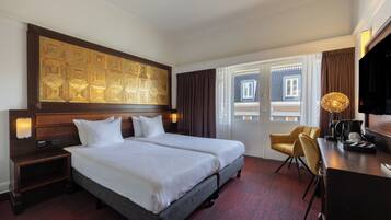 Deluxe Room | In-room safe, desk, iron/ironing board (on request), free WiFi