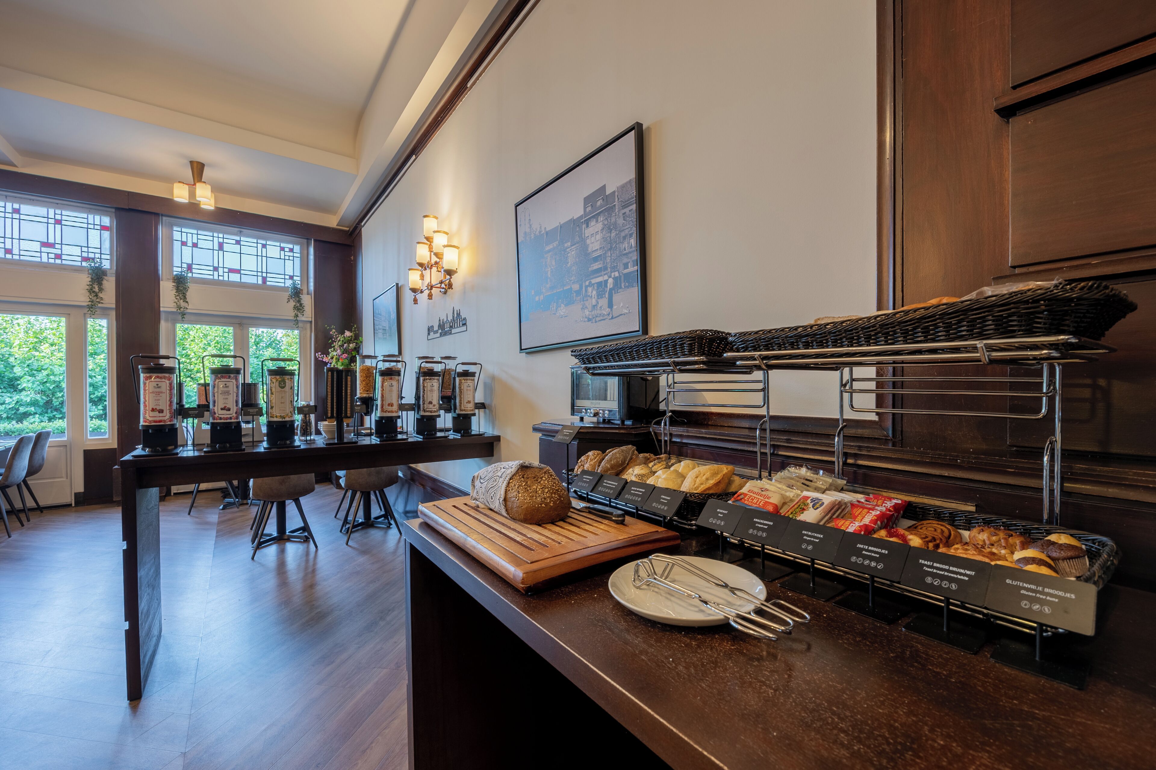 Petit déjeuner buffet servi tous les jours en supplément
