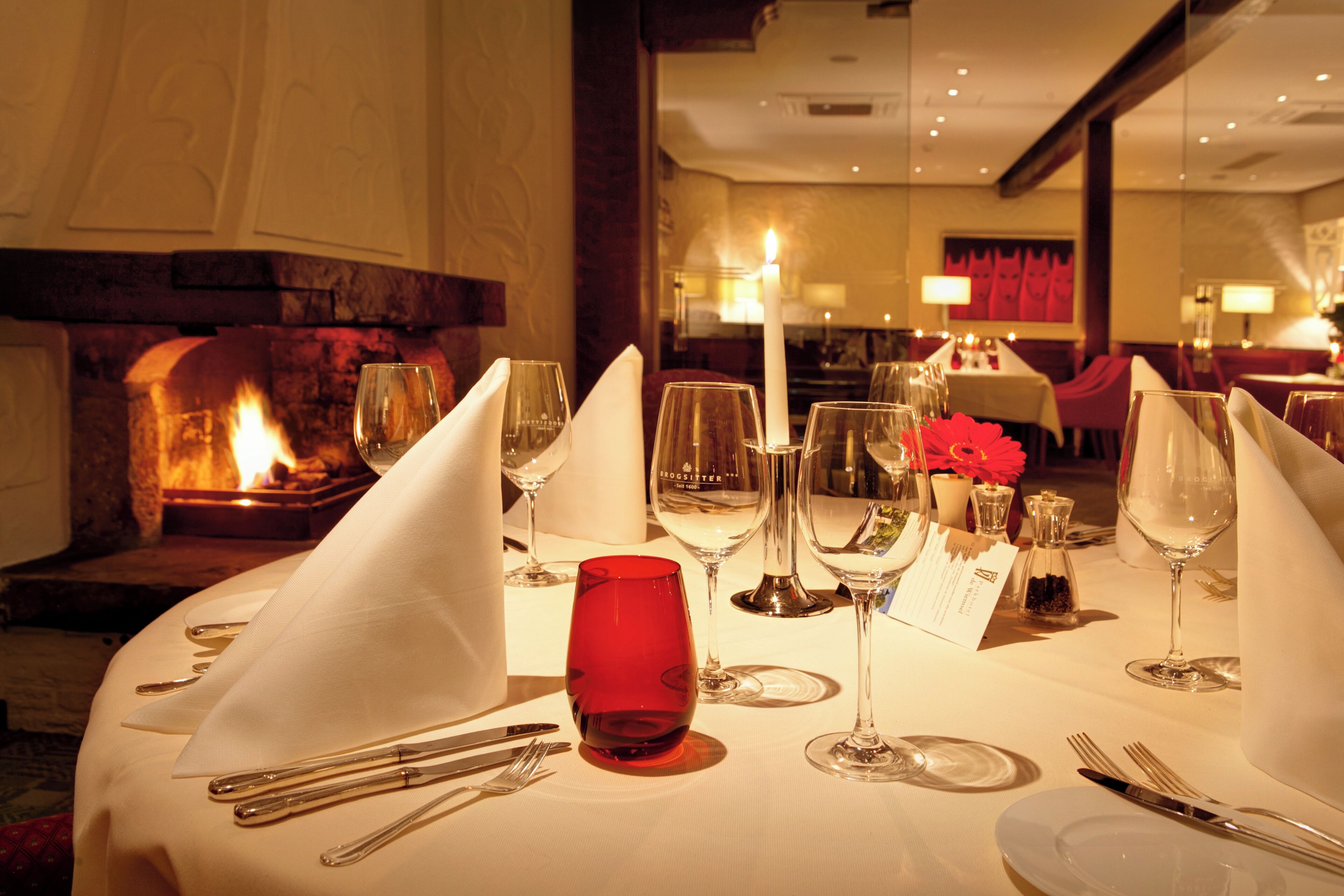 lunch and dinner served, local cuisine