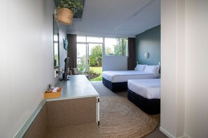 Estudio estándar | Ropa de cama de alta calidad, decoración individual, escritorio