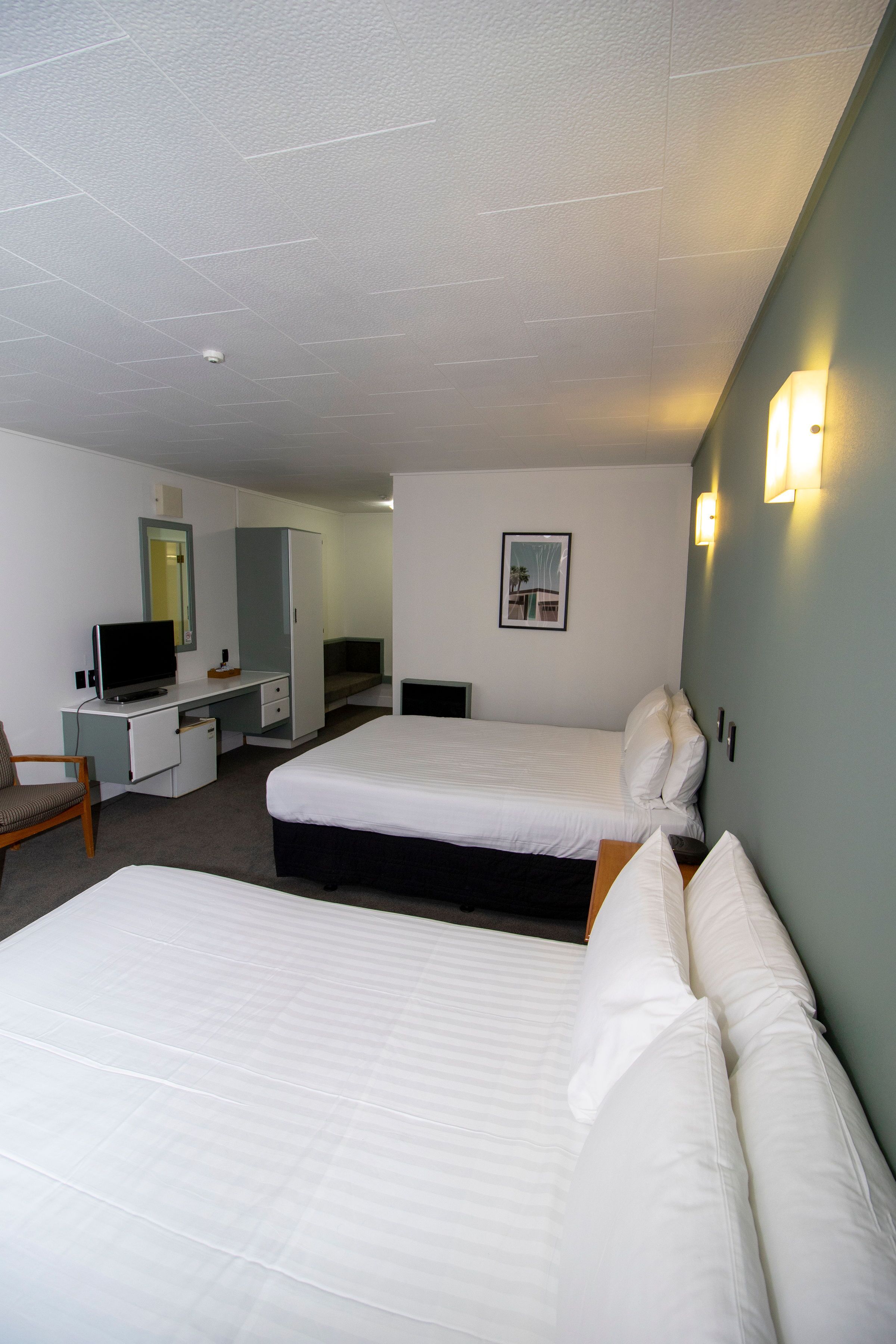 superior studio | living area