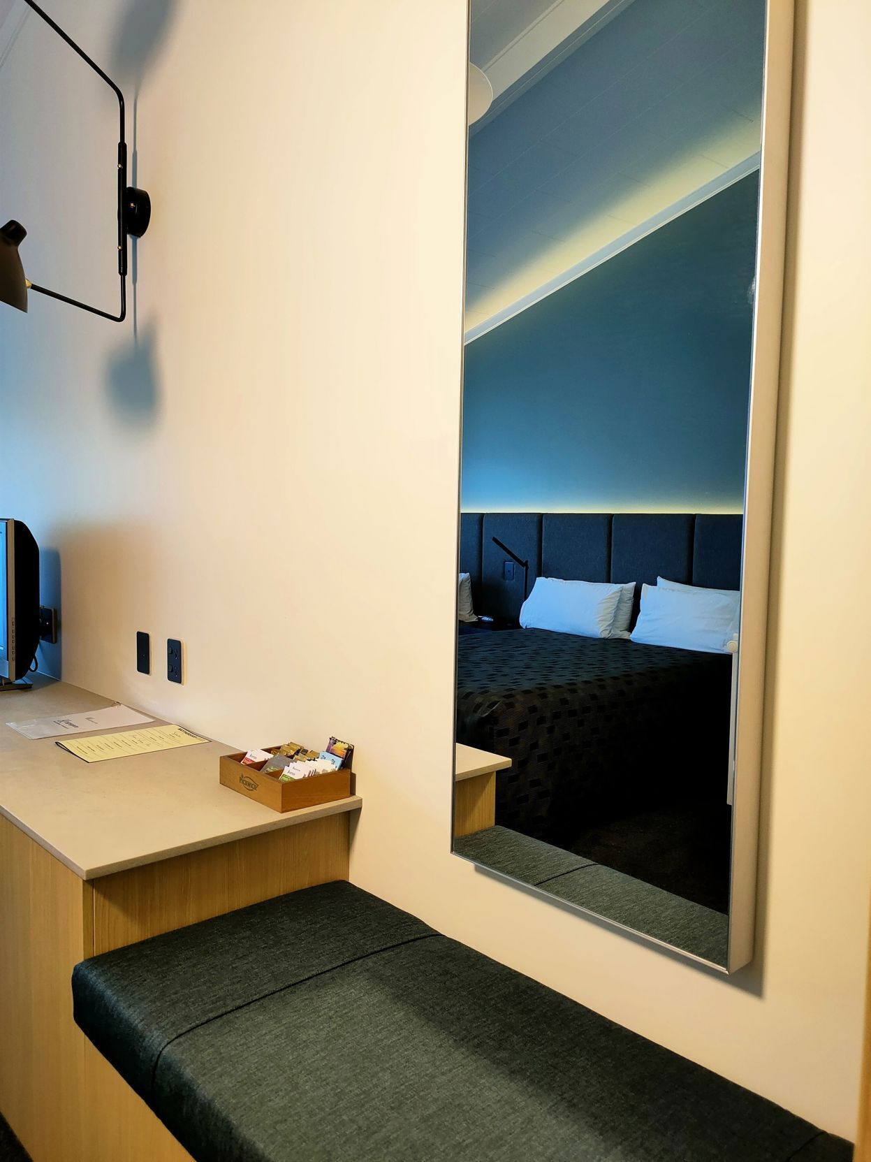 Ropa de cama de alta calidad, decoración personalizada y escritorio 