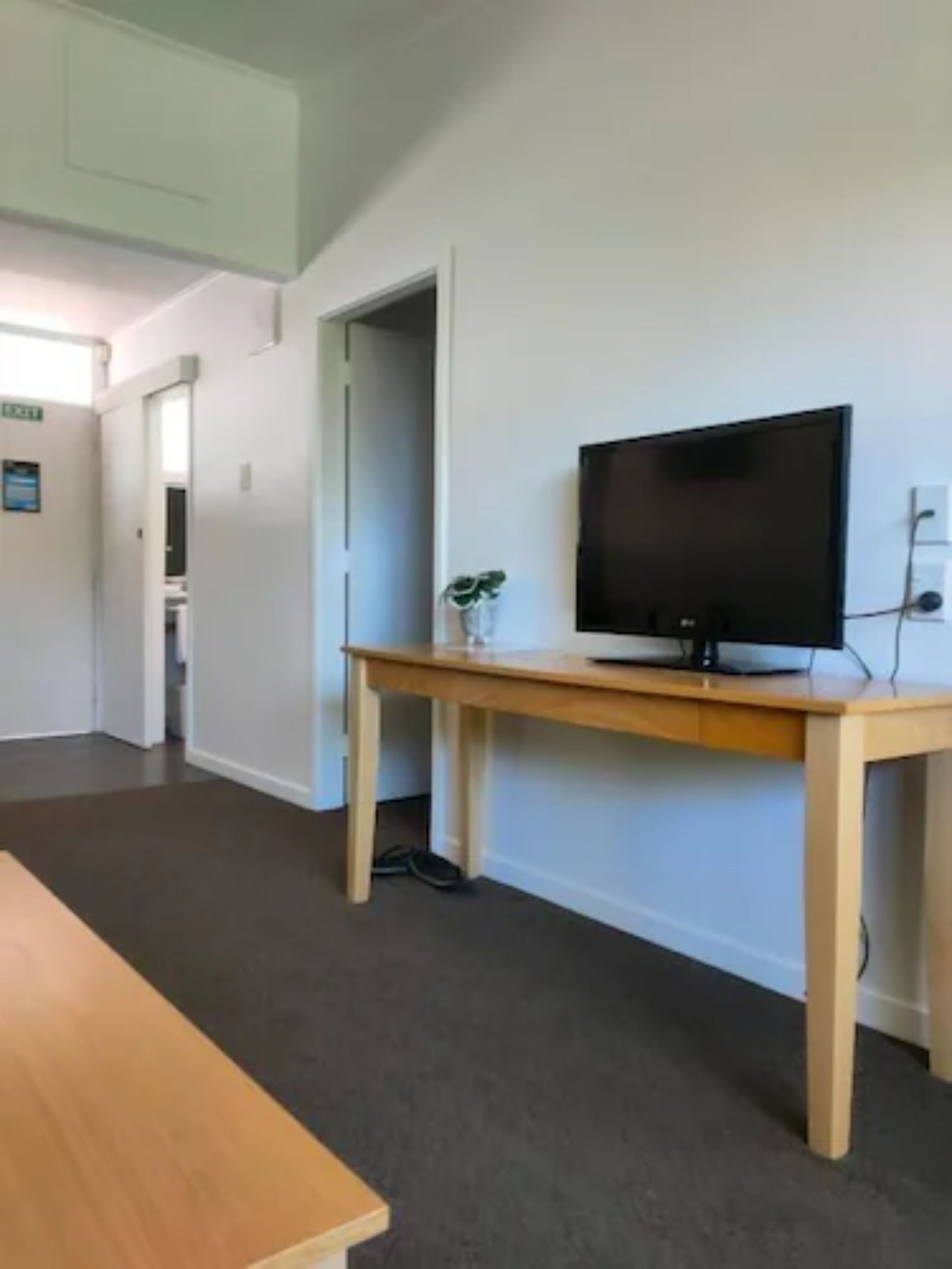 family room | television