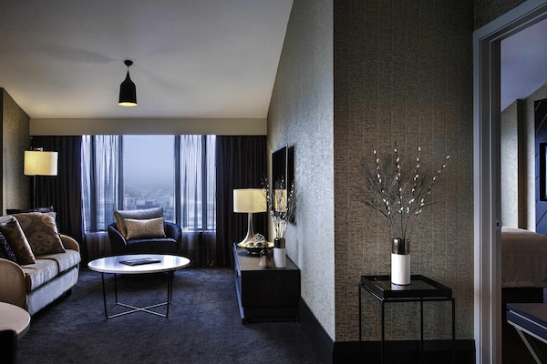 Family Suite, 1 King Bed | Premium bedding, Select Comfort beds, in-room safe, desk