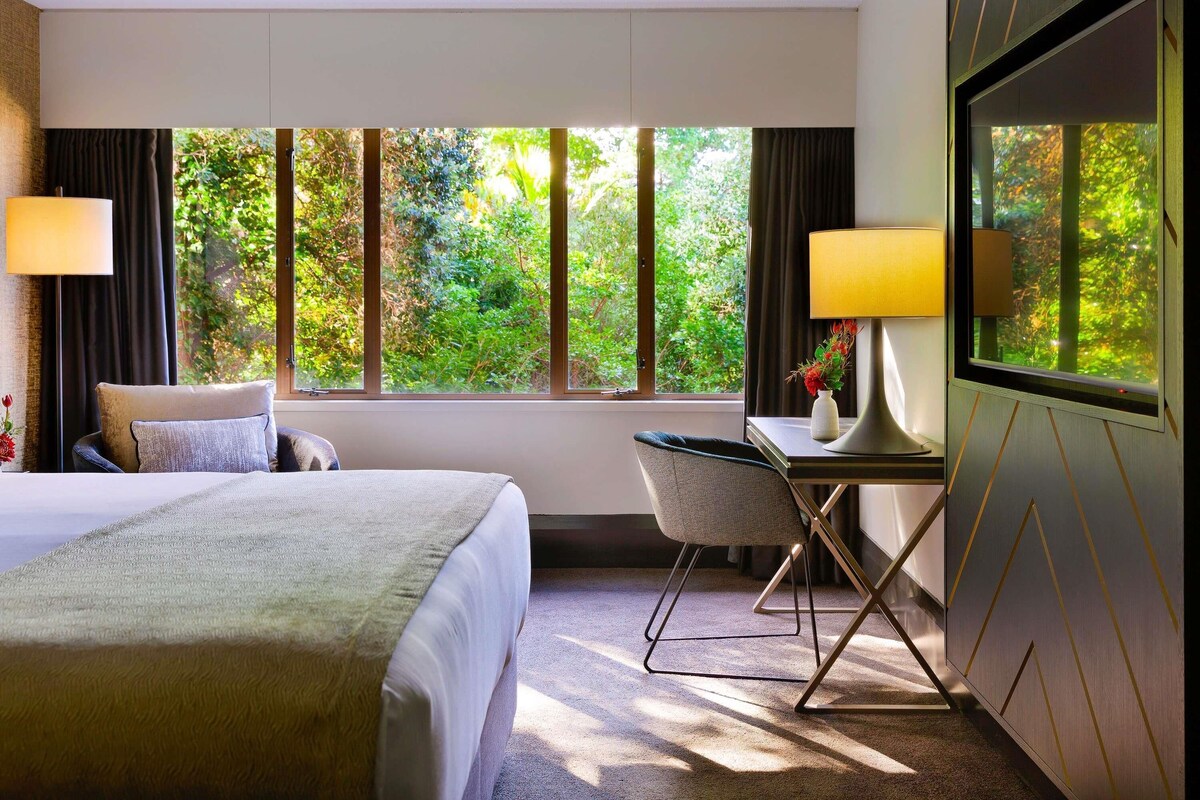 ห้องซูพีเรีย, เตียงคิงไซส์ 1 เตียง | เครื่องนอนระดับพรีเมียม, เตียง Select Comfort, ตู้นิรภัยในห้องพัก