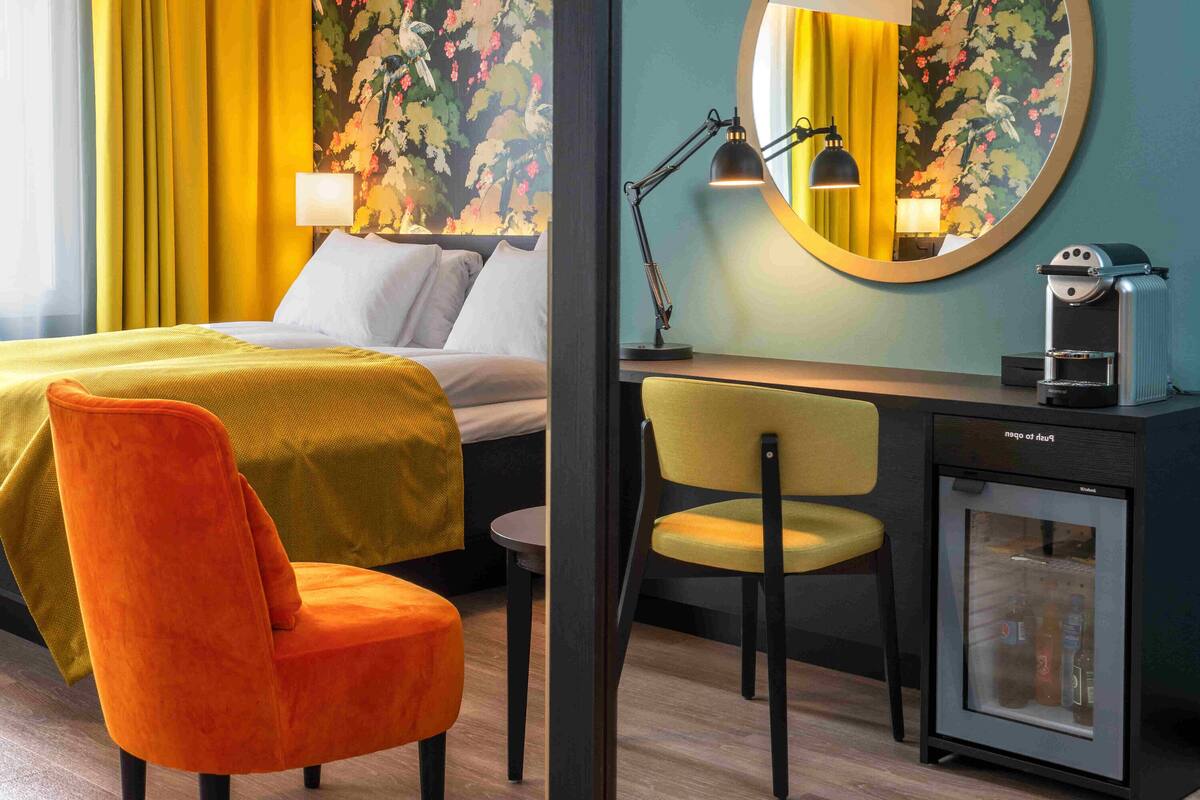 superior room, non smoking | hypo-allergenic bedding, minibar, in-room safe, individually decorated