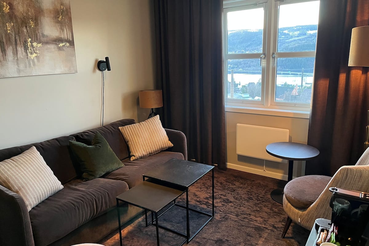 Juniorsuite med badstu | Down comforters, pillowtop beds, individually decorated