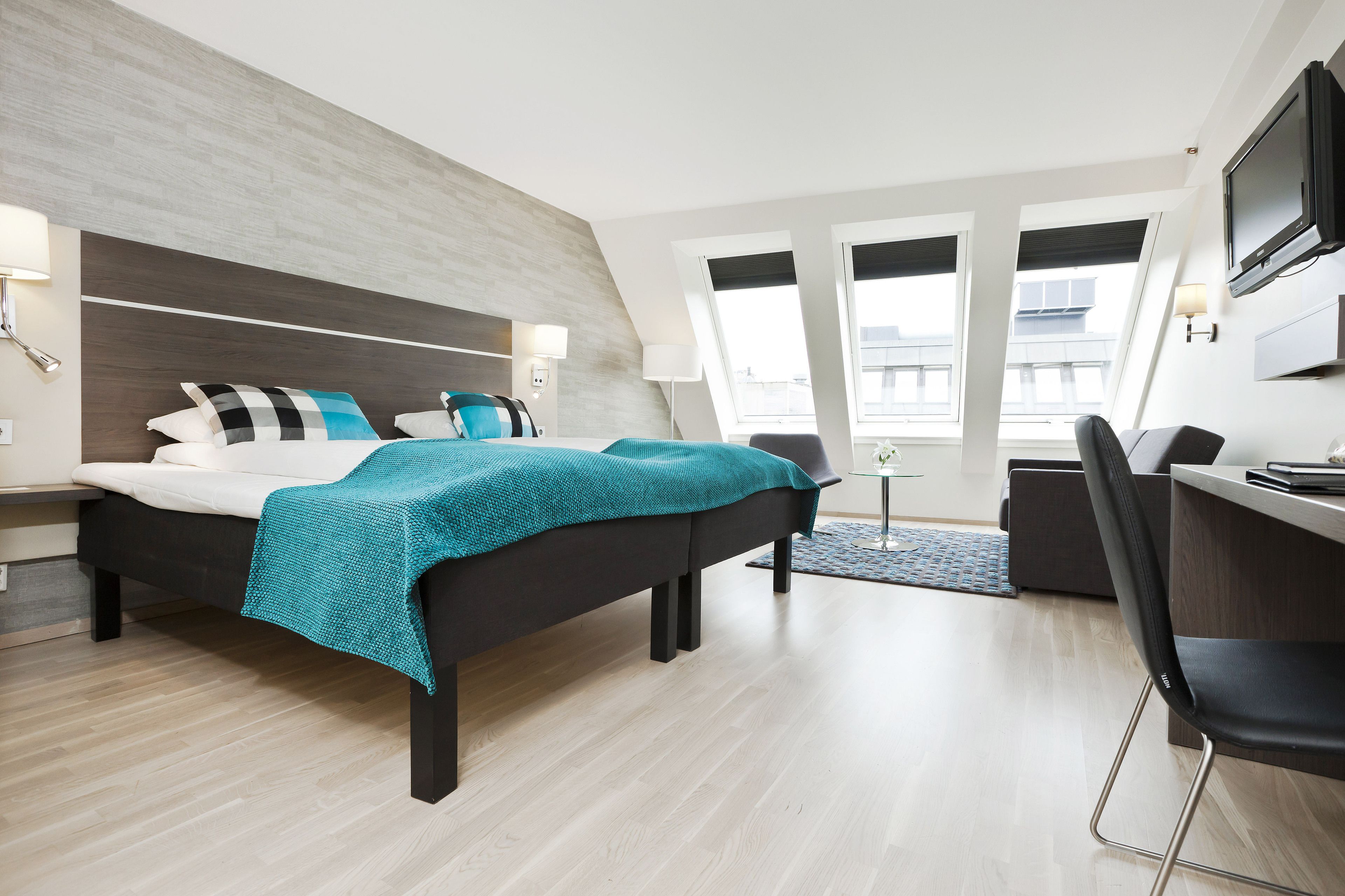 In-room safe, desk, free WiFi, bed sheets