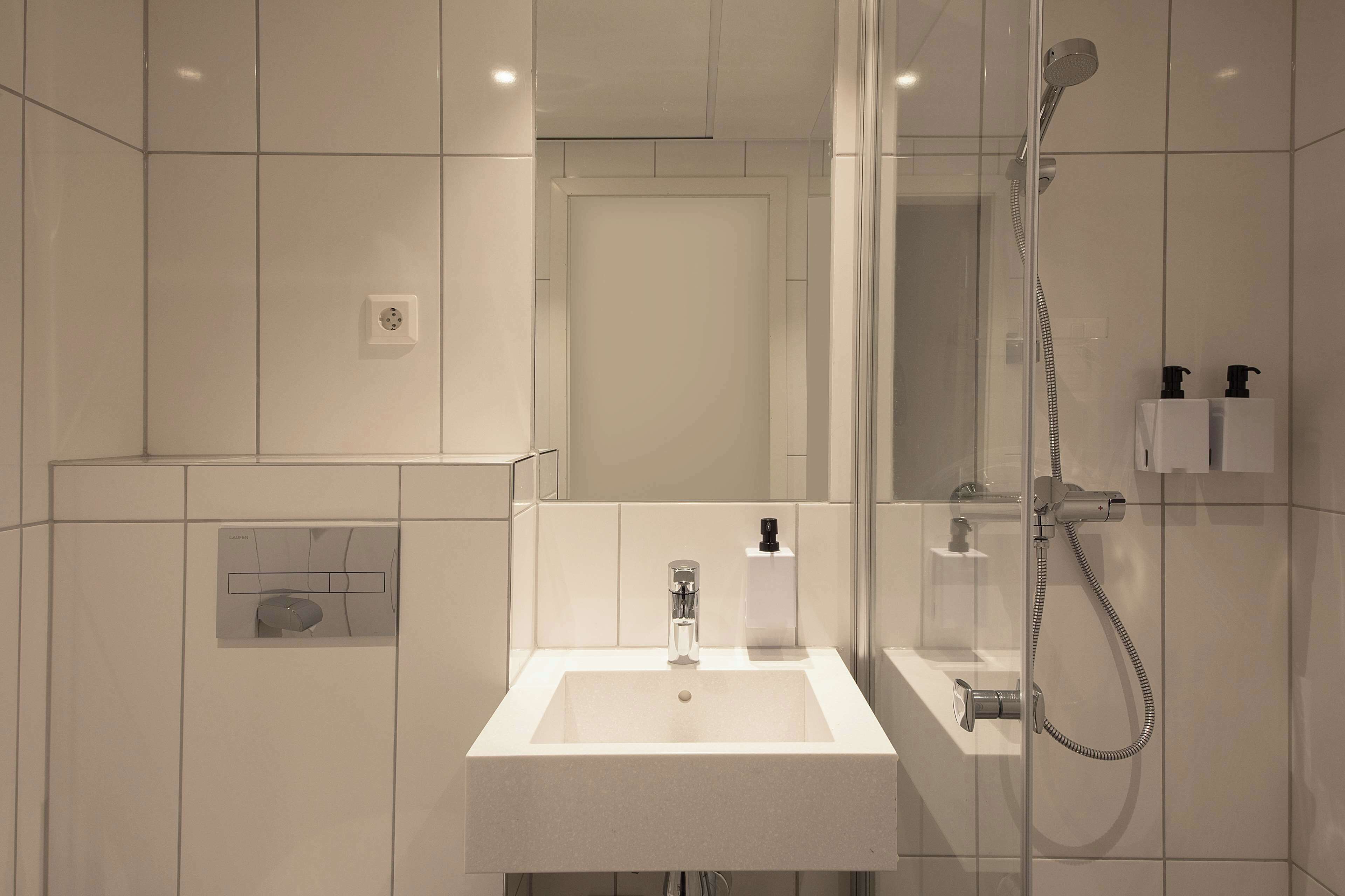 in-room safe, desk, free wifi, bed sheets