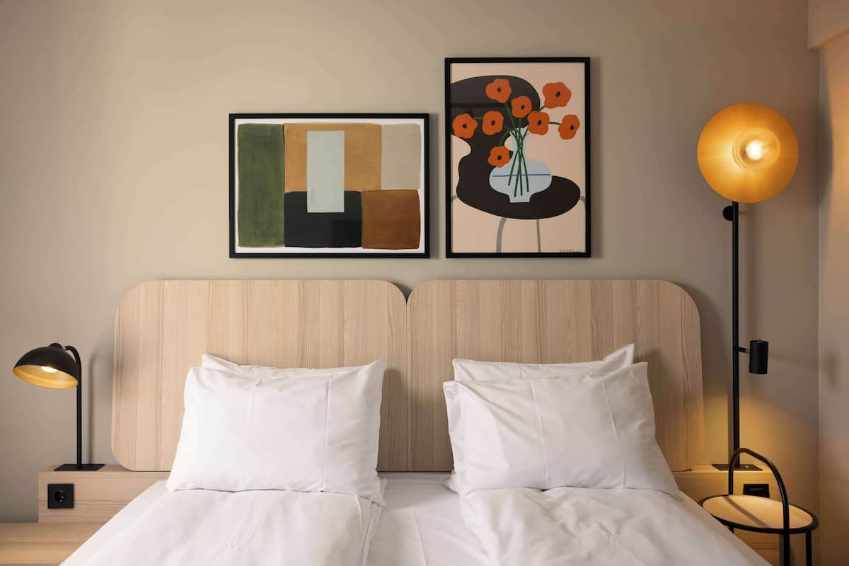 1 bedroom, in-room safe, desk, free WiFi