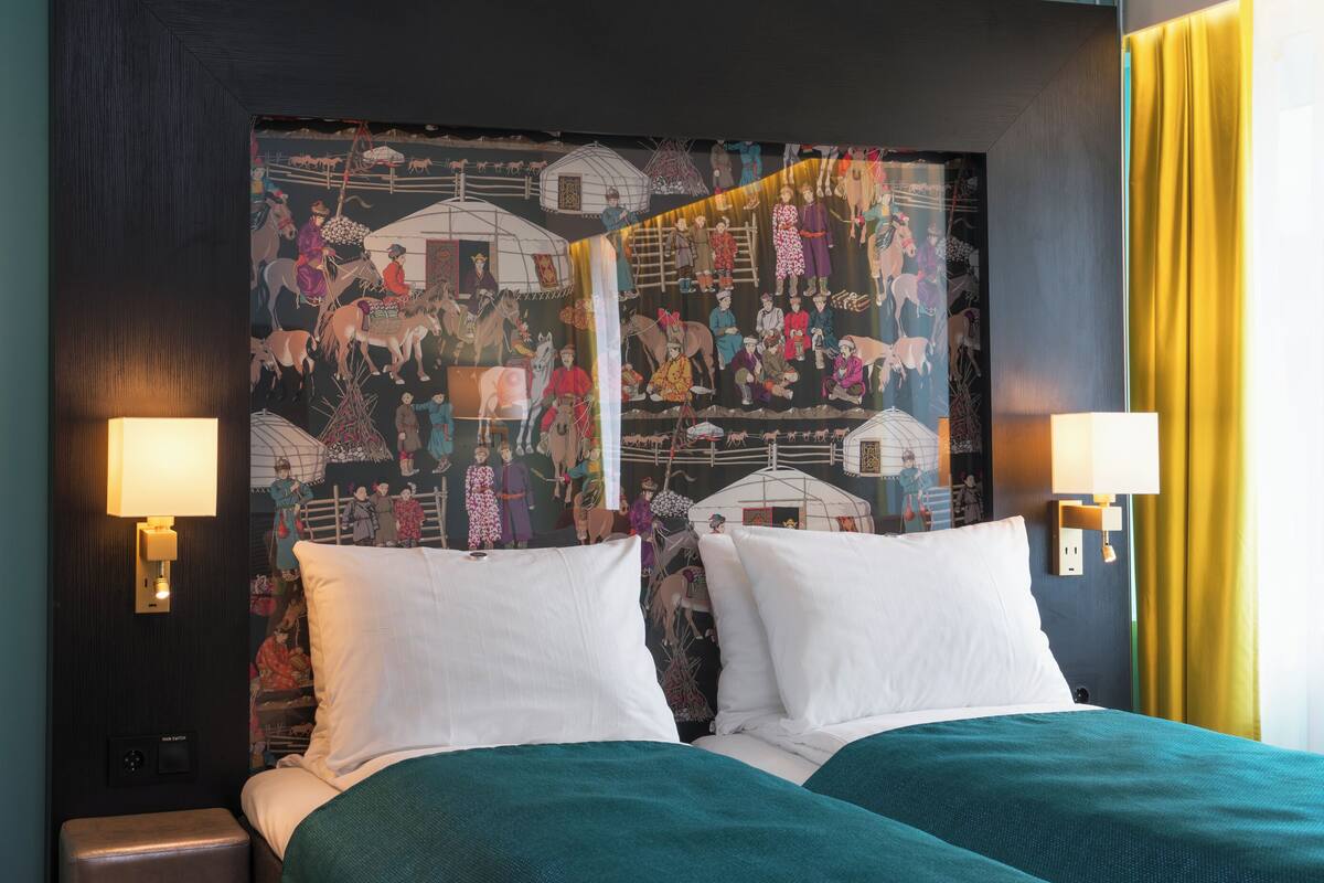 Standard Twin Room, Non Smoking | Premium bedding, minibar, desk, blackout drapes