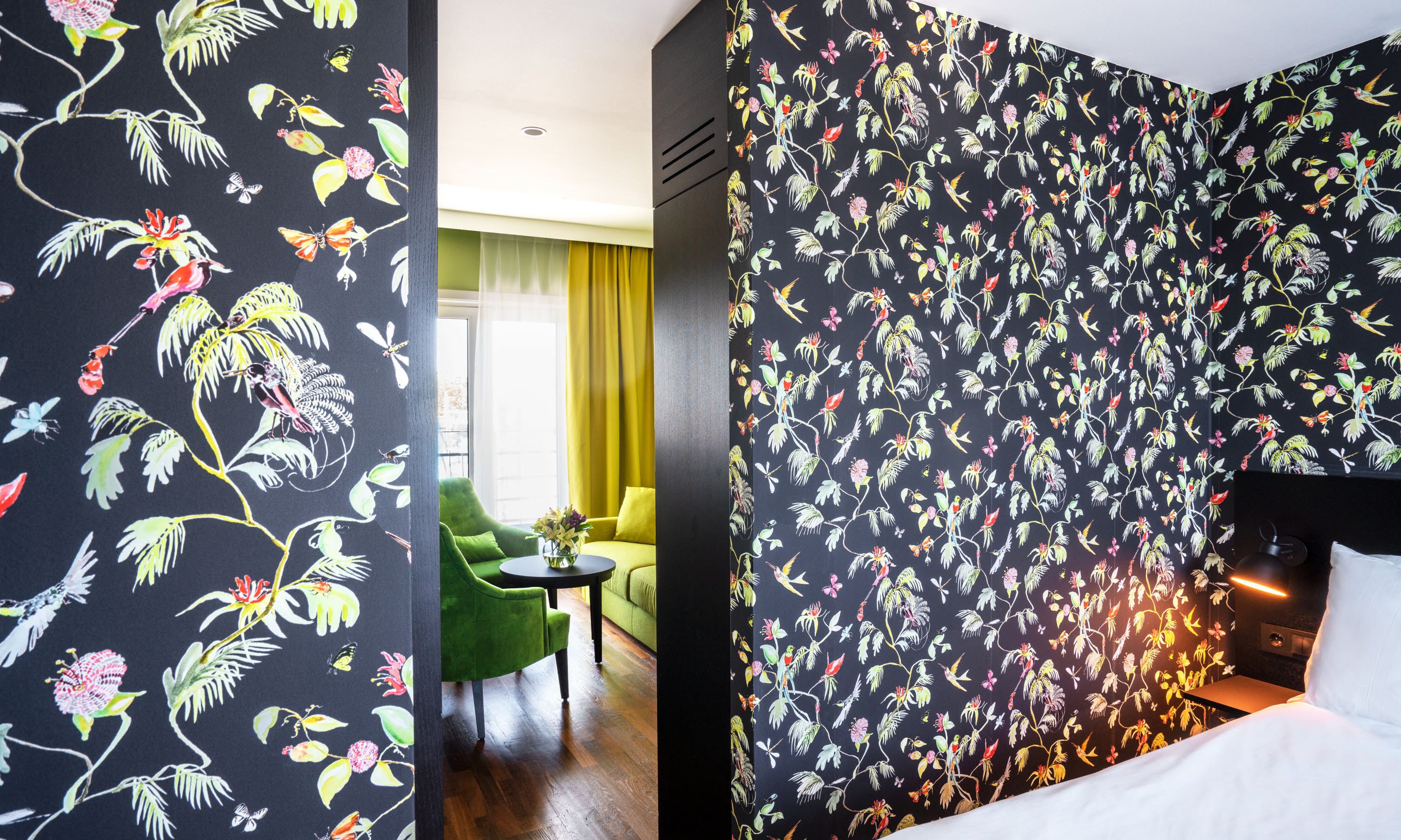 premium bedding, pillow-top beds, minibar, in-room safe