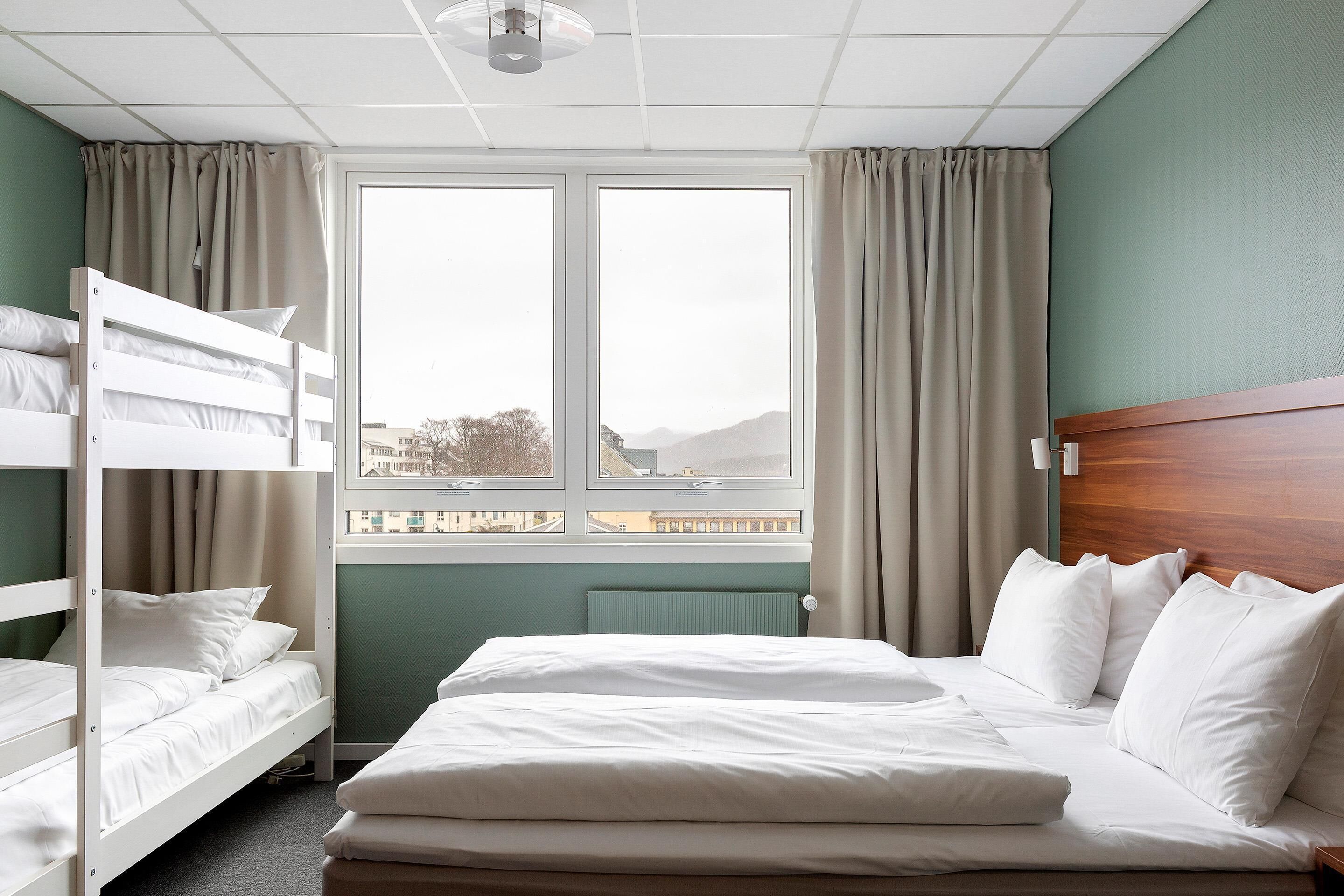 Family Room, Multiple Beds, Non Smoking | Desk, free WiFi, bed sheets