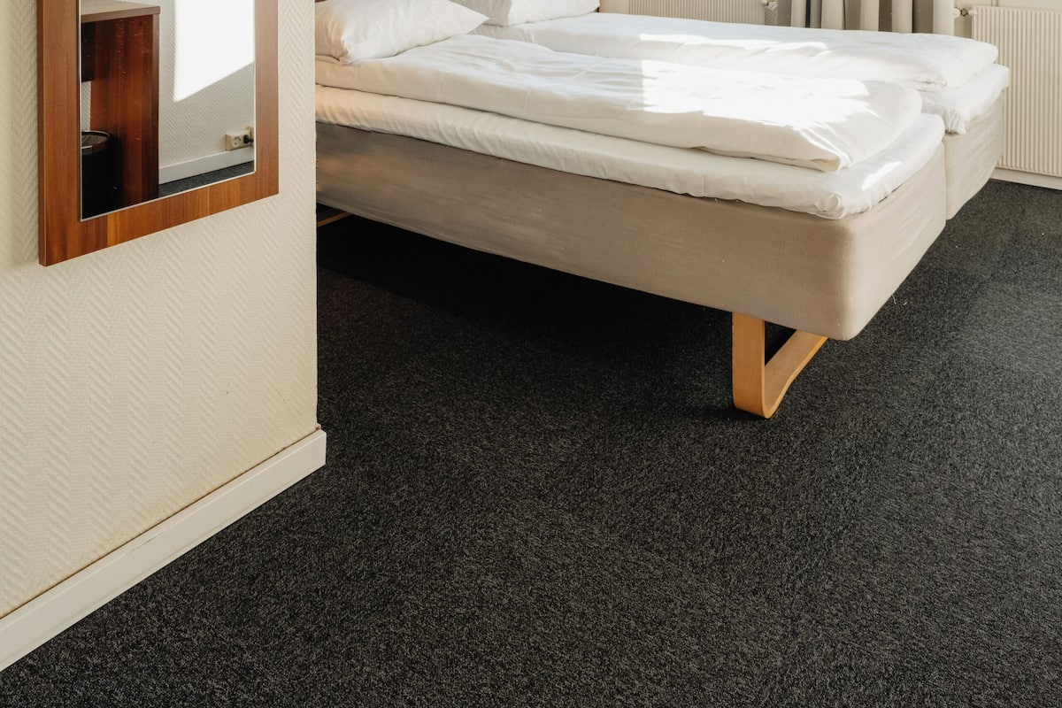 1 bedroom, desk, free WiFi, bed sheets