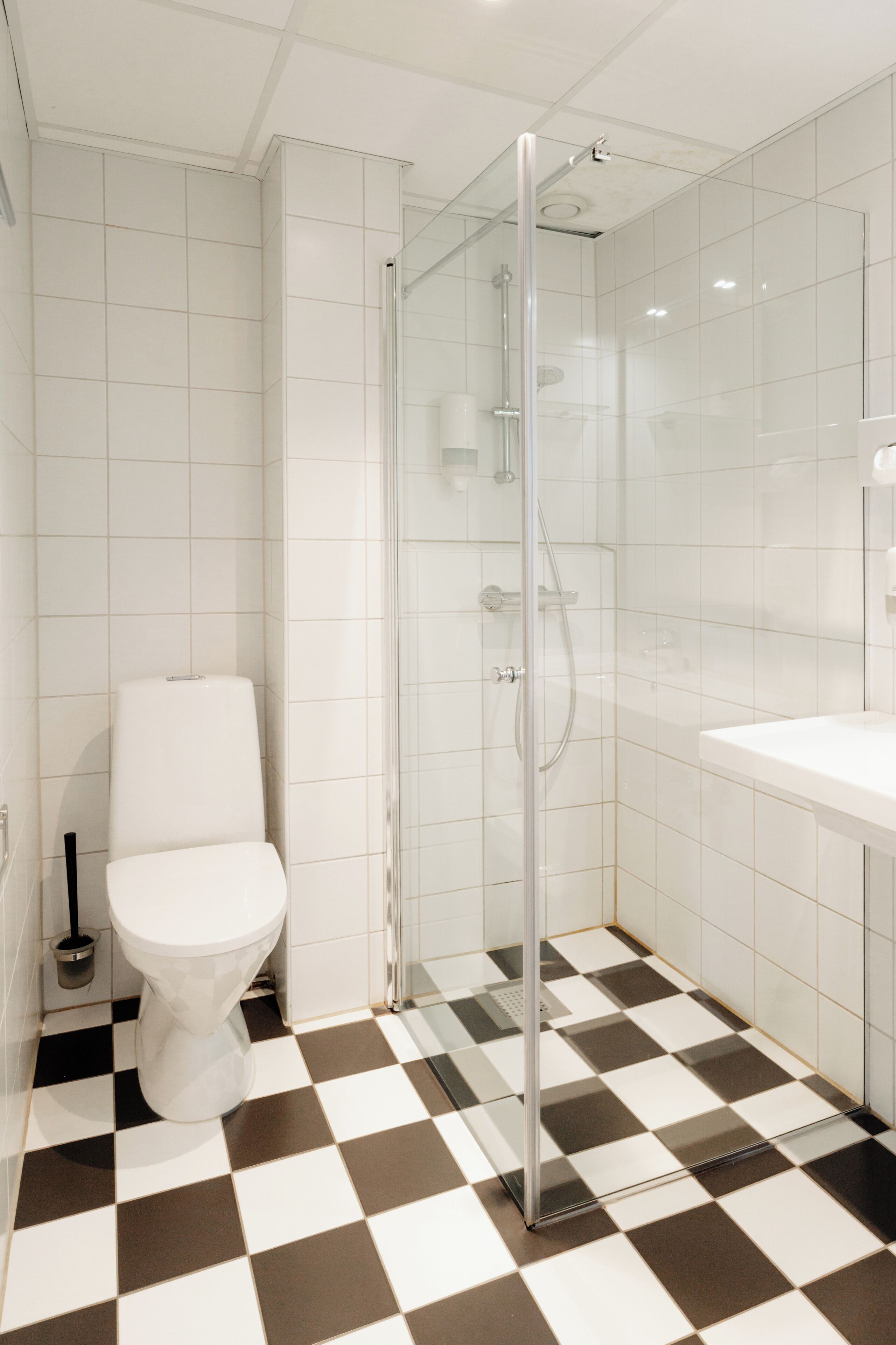 family room | bathroom | towels