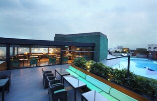 3 restaurants, Chinese cuisine