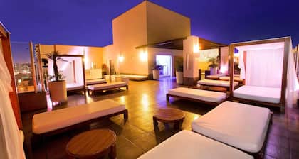 Radisson Hotel Decapolis Miraflores