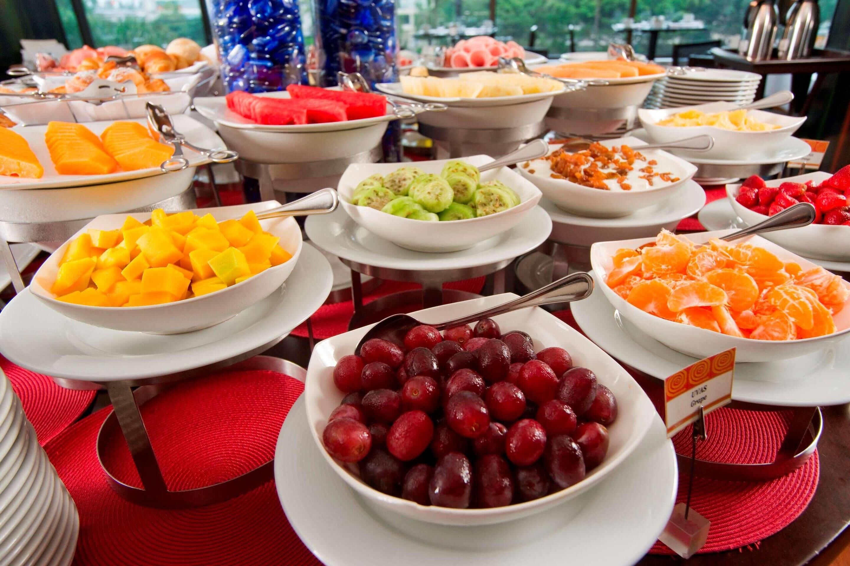 breakfast, lunch and dinner served