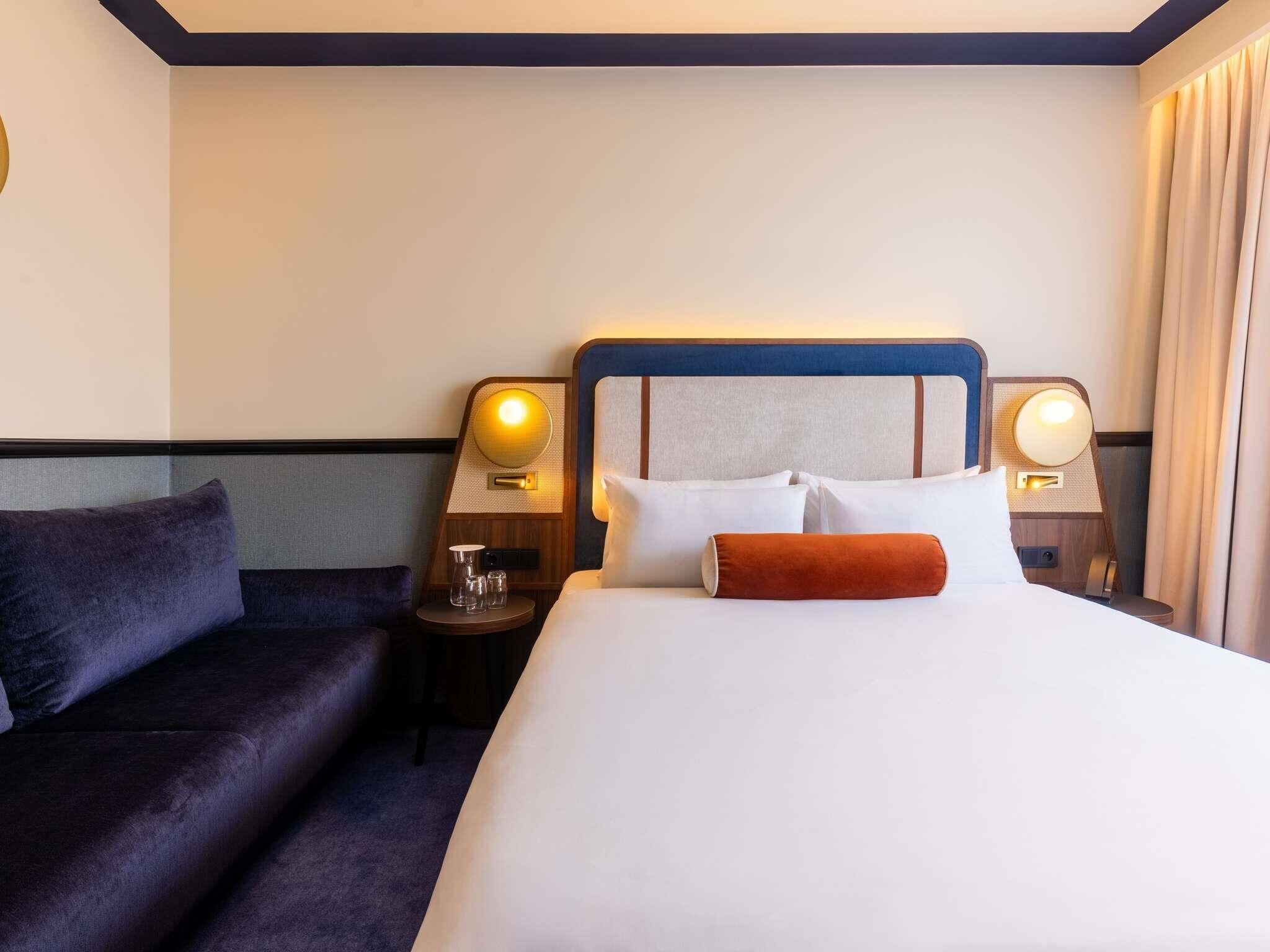Family Room, 1 Double Bed with Sofa bed | Minibar, in-room safe, desk, iron/ironing board