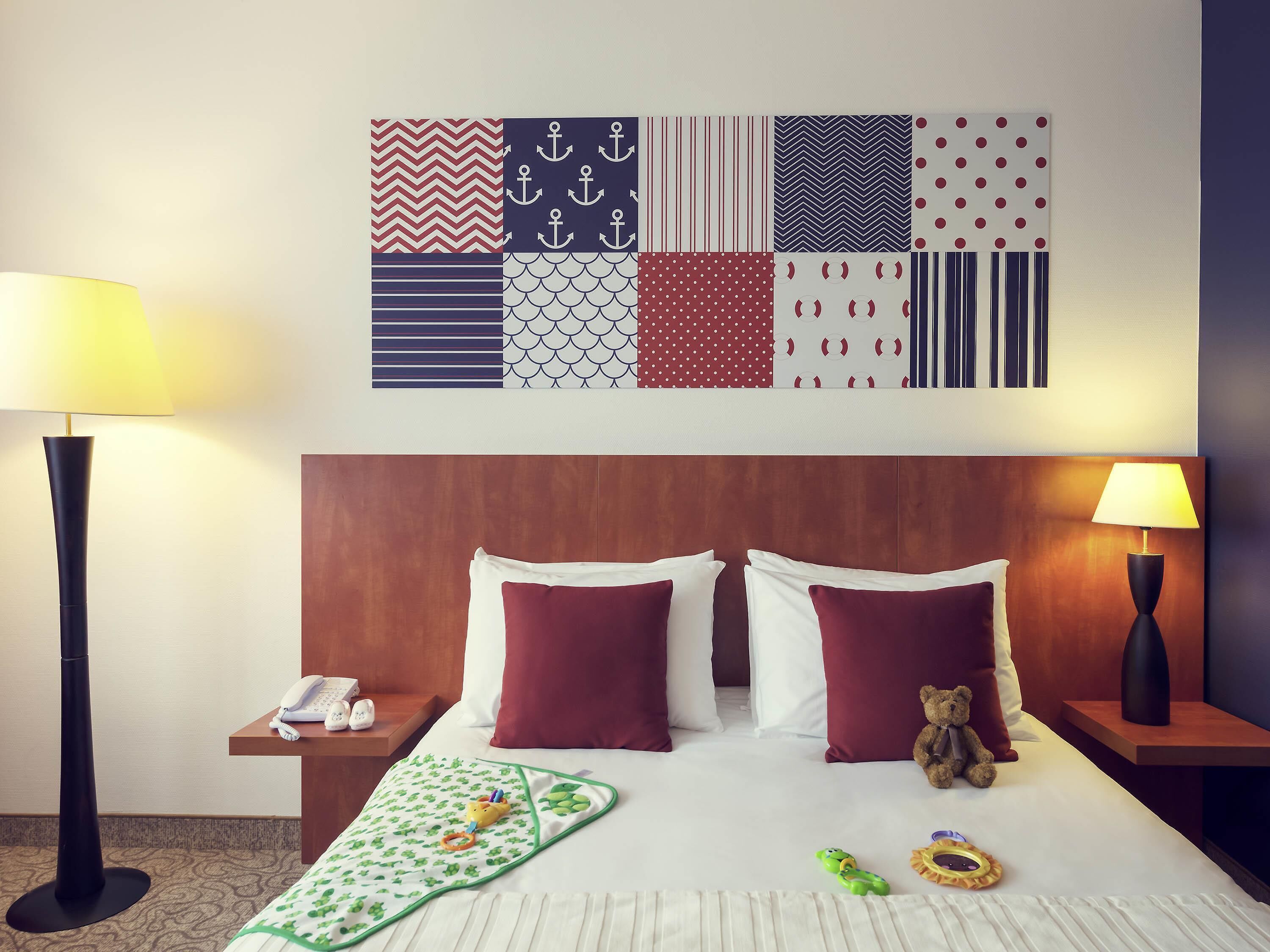 家庭套房, 1 张双人床 | 办公桌、熨斗/熨衣板、折叠床/加床（额外收费）、免费 WiFi