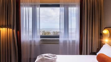 Privilege, Room, 1 Double Bed, Sea View | Minibar, in-room safe, desk, iron/ironing board (on request)