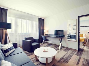Executive Suite, 1 Queen Bed, Sea View | 1 bedroom, desk, iron/ironing board, rollaway beds