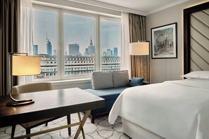 Classic Room, 2 Twin Beds, Non Smoking | Minibar, in-room safe, desk, blackout drapes
