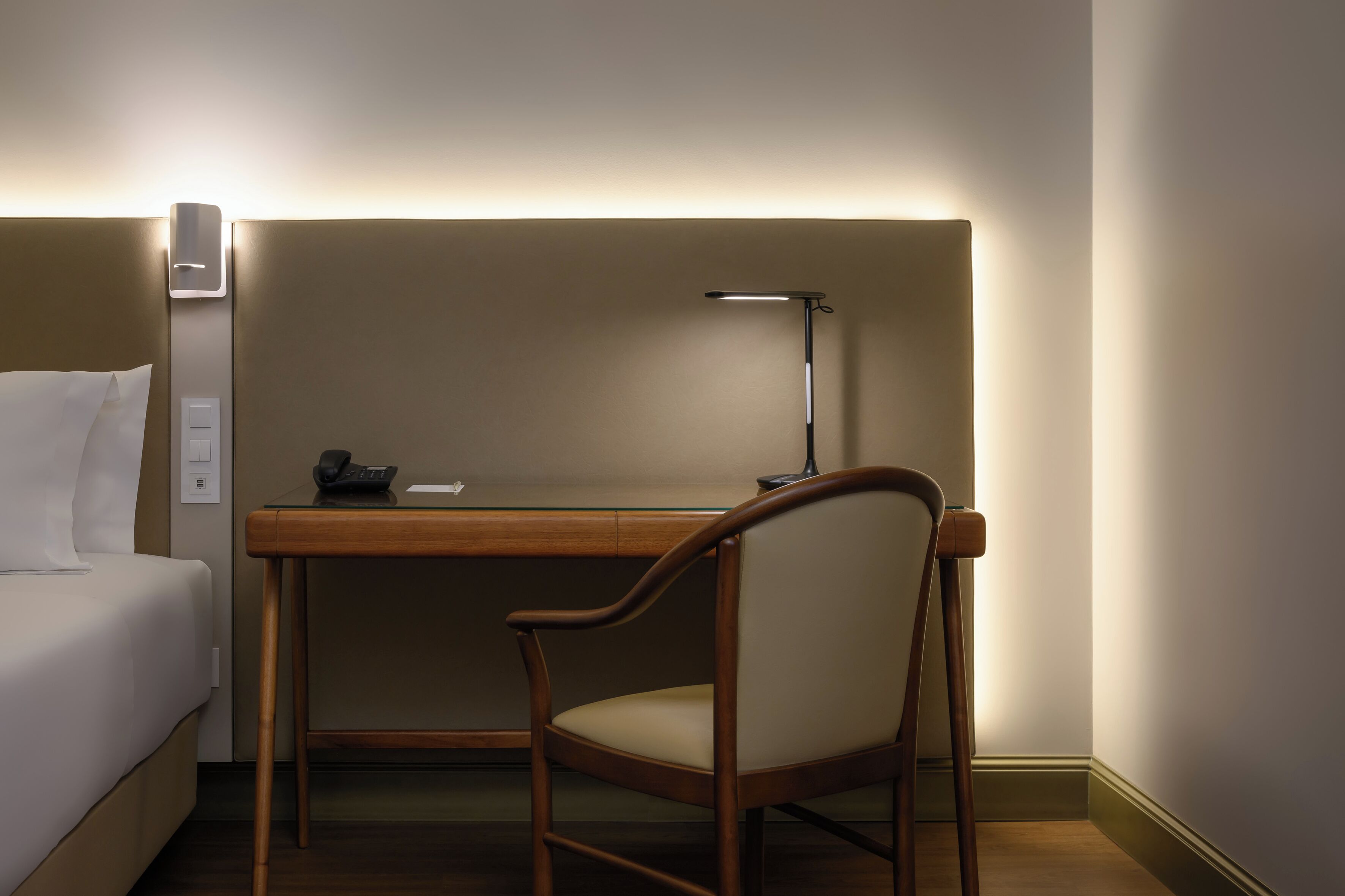 standard room | 1 bedroom, hypo-allergenic bedding, minibar, in-room safe