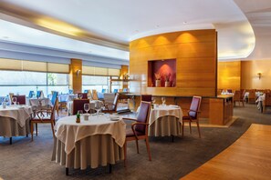 Lunsj og middag serveres, portugisiske retter