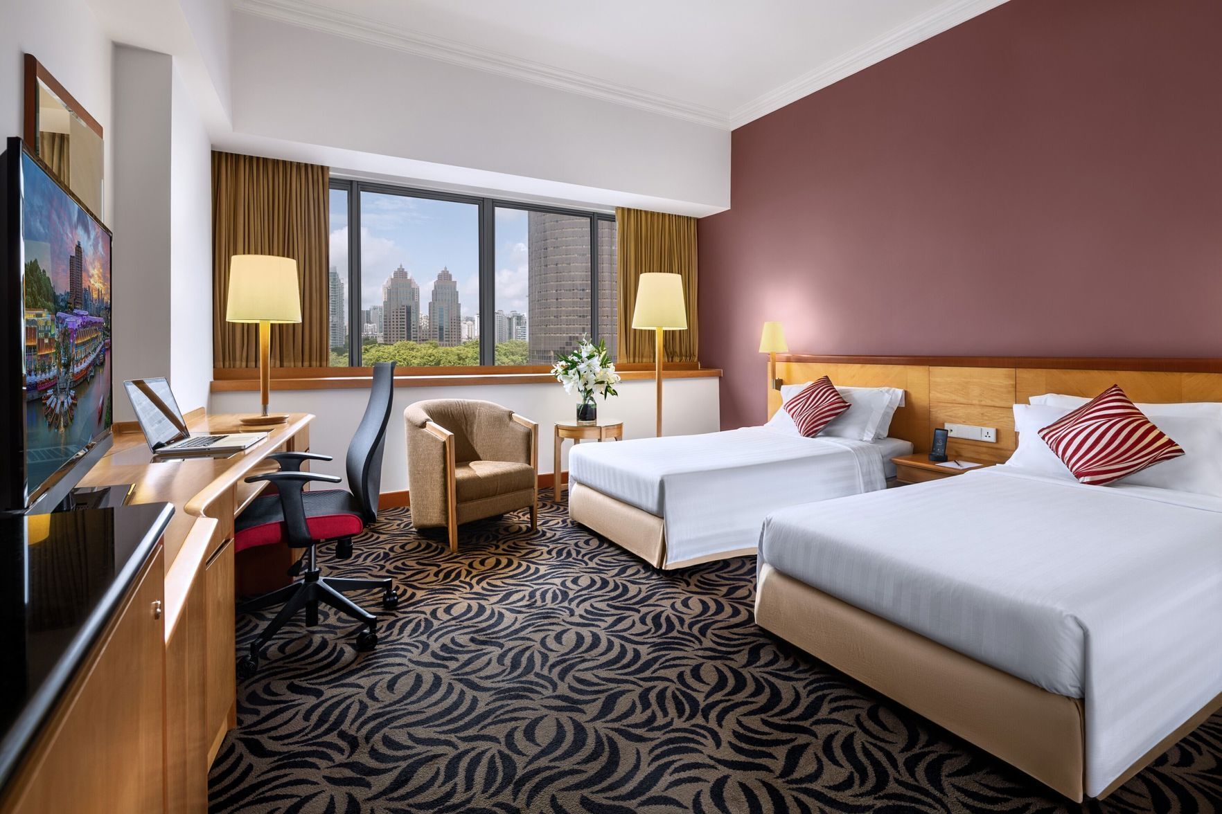 Minibar, in-room safe, desk, laptop workspace