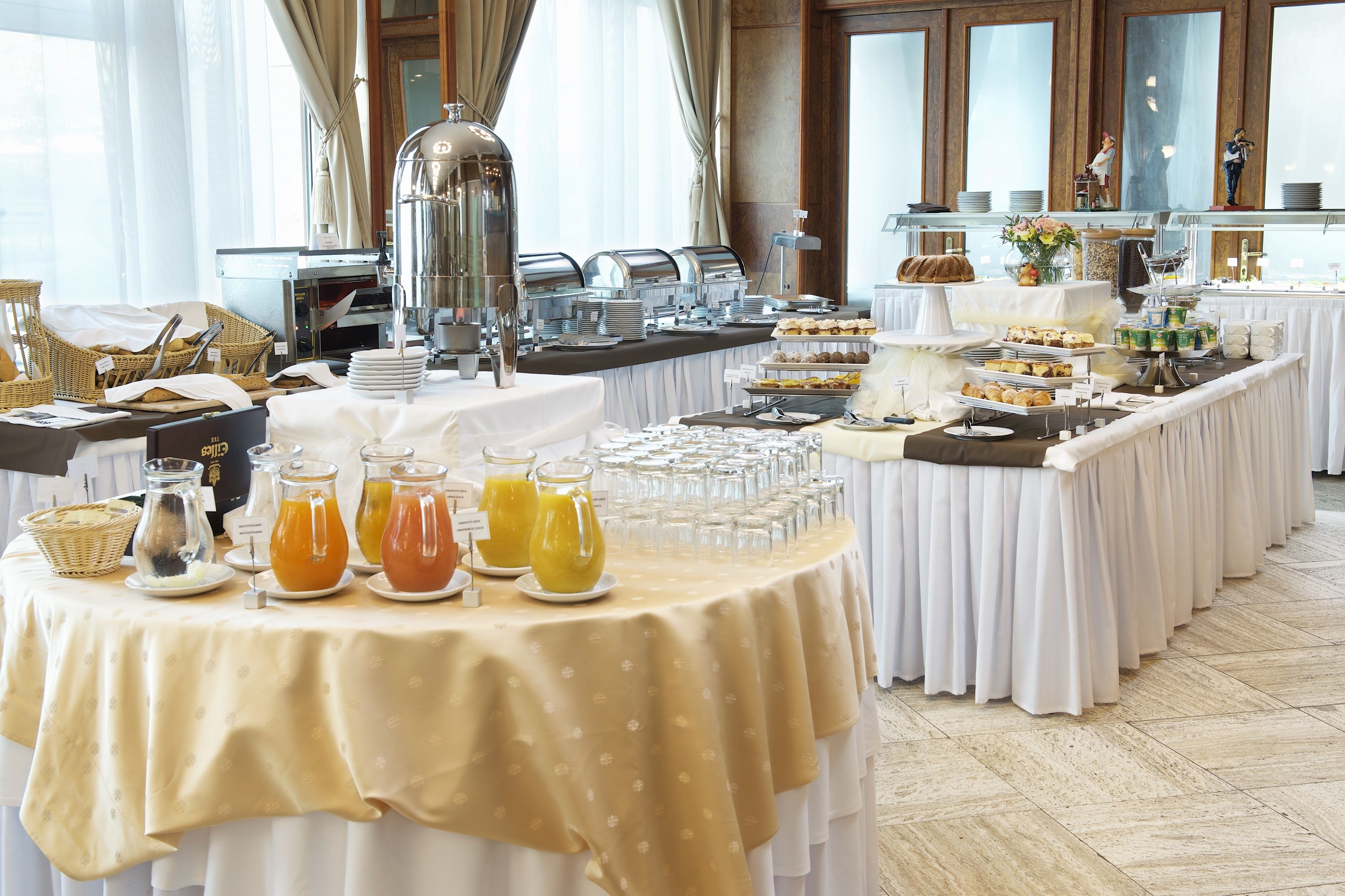 매일 주문 요리 아침 식사 유료