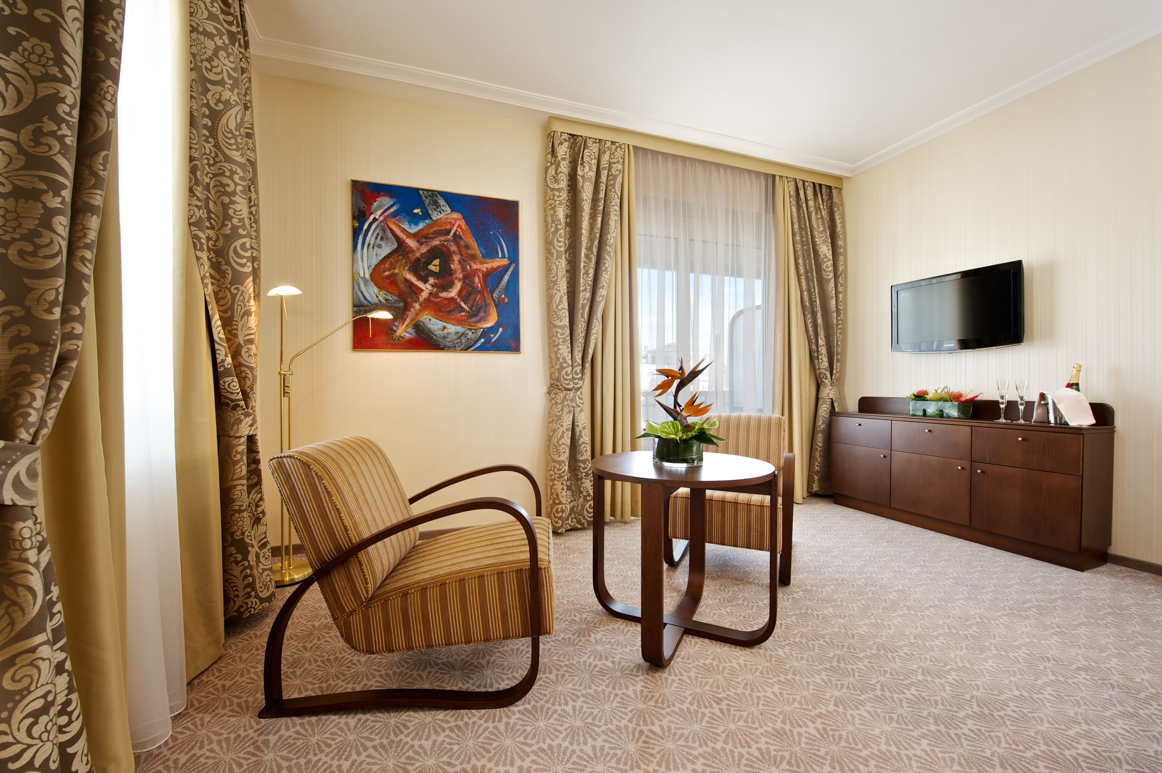 1 bedroom, premium bedding, select comfort beds, minibar