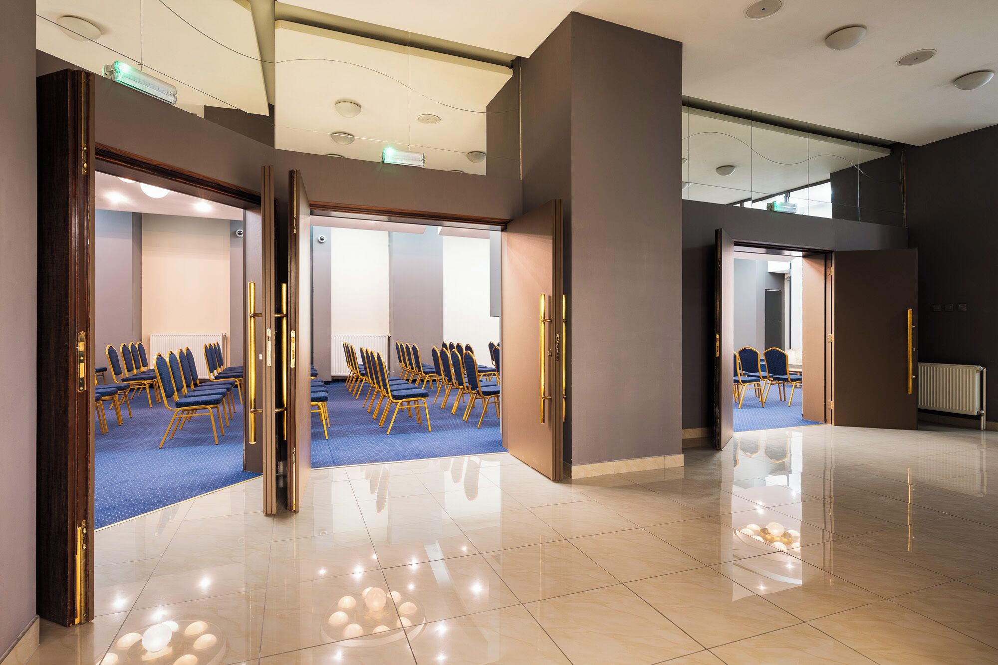 Meeting facility