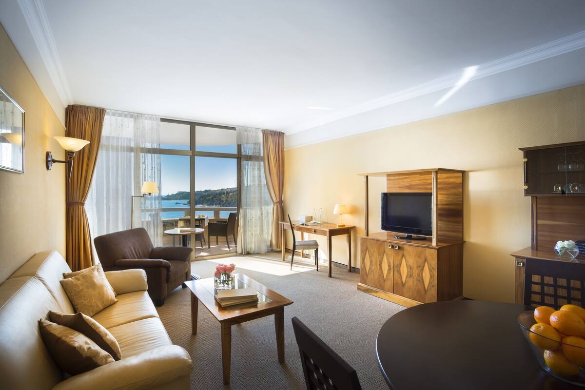 Executive Suite, Balcony, Sea View | Living area | LCD TV