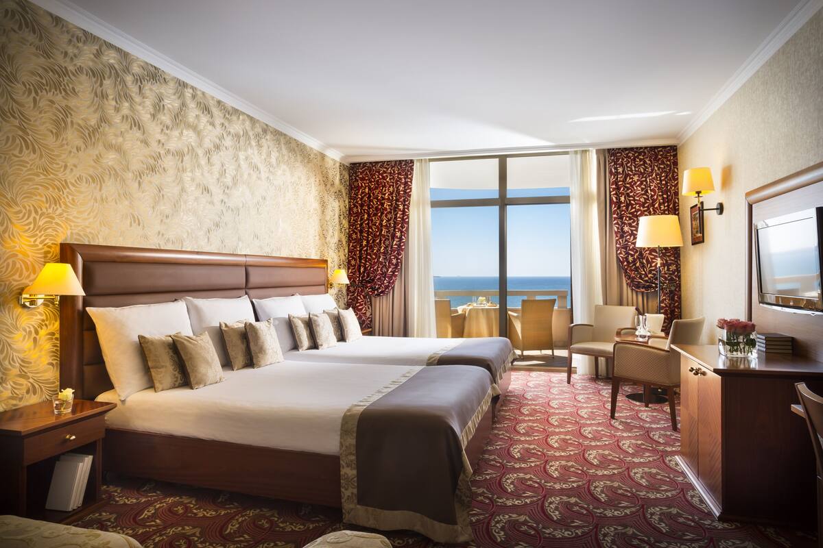 Comfort Double or Twin Room, Balcony, Sea View | Minibar, in-room safe, desk, blackout drapes