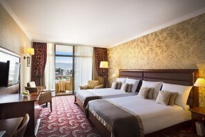 Standard Double or Twin Room, Balcony, Park View | Minibar, in-room safe, desk, blackout drapes - Remisens Hotel Metropol (Piran)