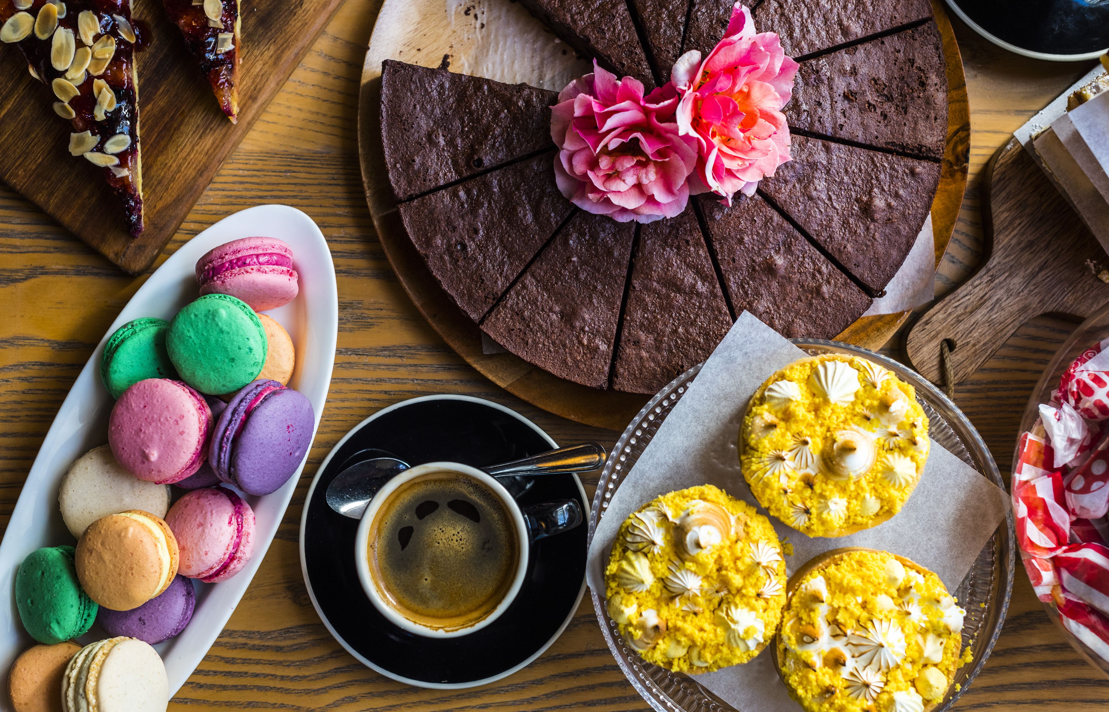 daily full breakfast (zar 350 per person)