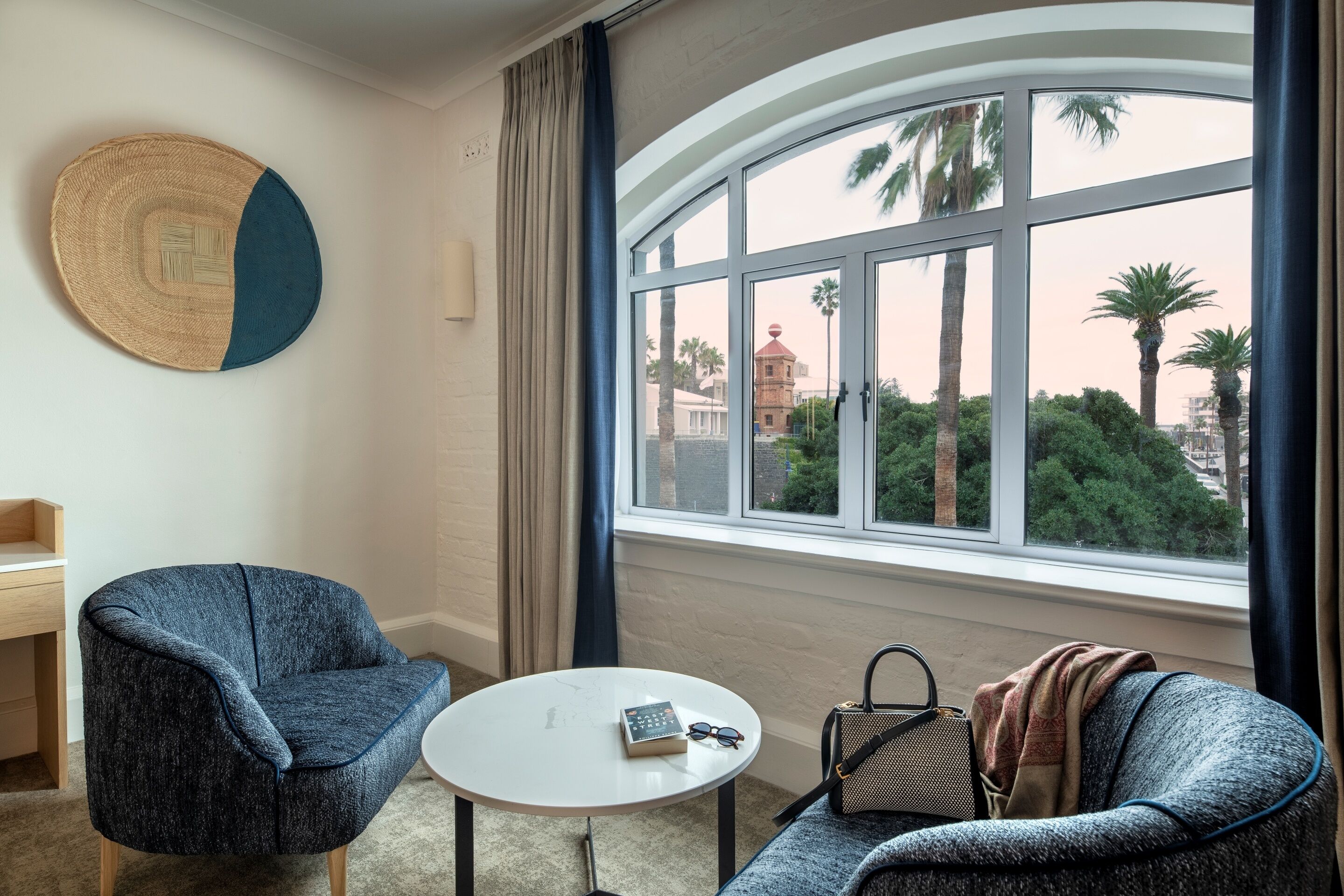 Chambre Double (Piazza Facing )