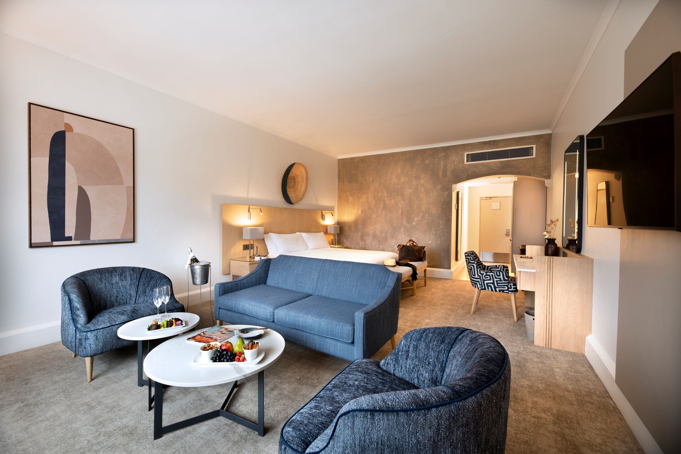 Doppelzimmer (Piazza Facing ) | Hochwertige Bettwaren, Minibar, Zimmersafe, kostenloses WLAN
