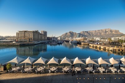 Victoria and Alfred Hotel by NEWMARK