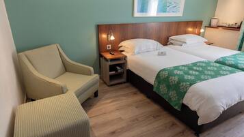 Twin Room, Non Smoking | In-room safe, desk, blackout curtains, iron/ironing board