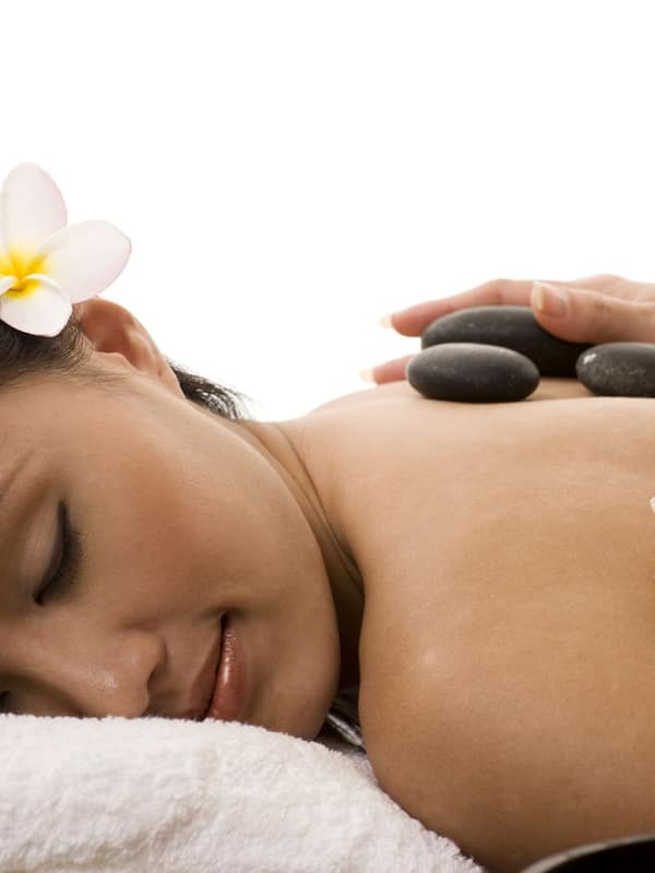 Couples treatment rooms, body treatments, hot stone massages