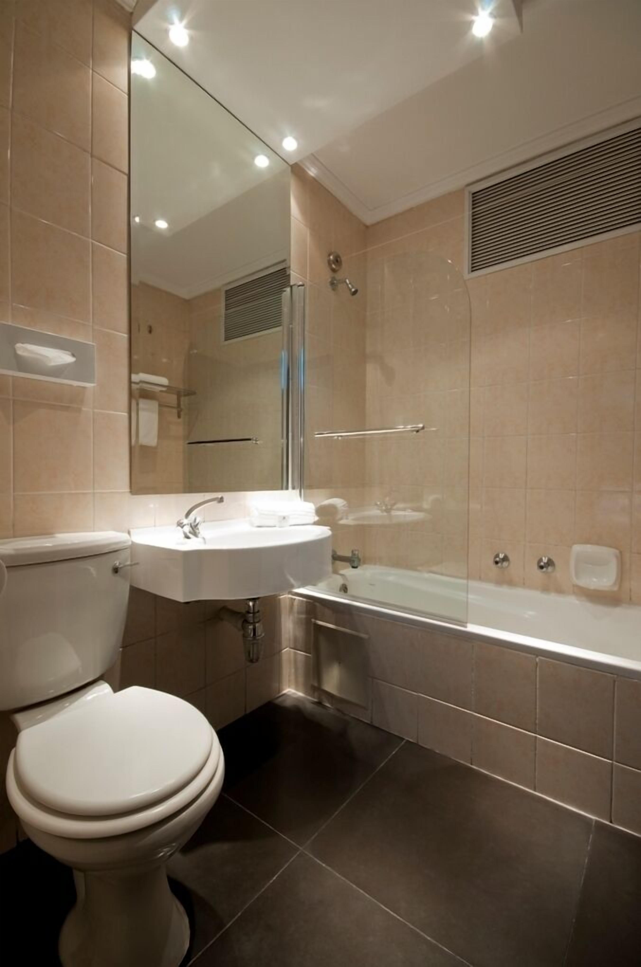 Photo - Manhattan Hotel