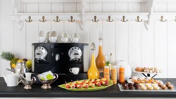 Daily buffet breakfast (EUR 20 per person)