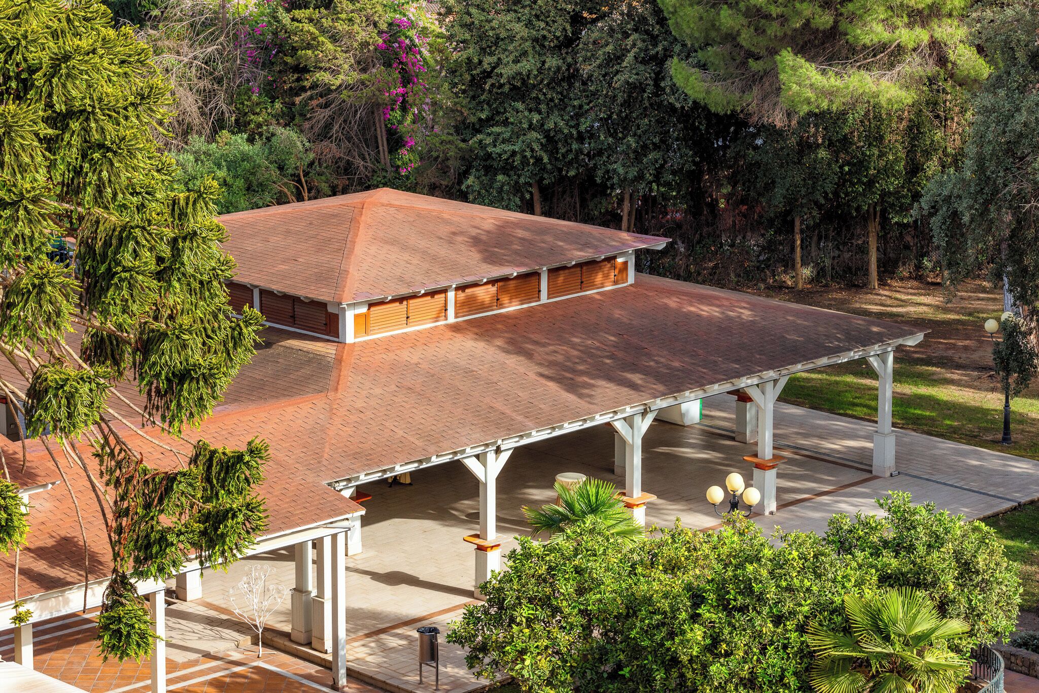 Kawasan bankuet terbuka