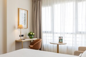 Minibar, in-room safe, desk, free WiFi