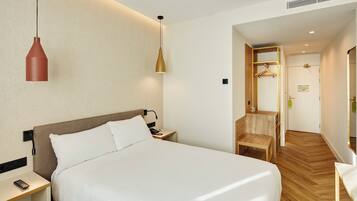 Minibar, in-room safe, desk, free WiFi