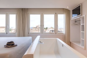 Junior-Suite (2 Adults) | Ausblick vom Zimmer